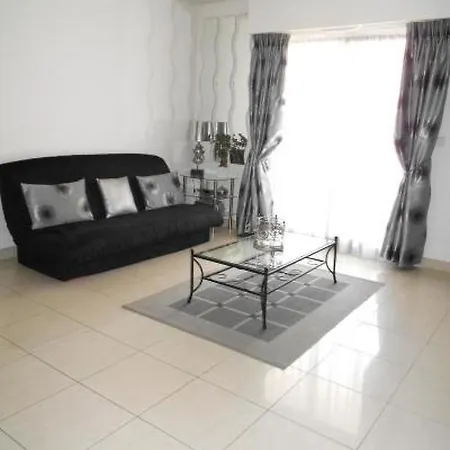 Jardin Ponant Apartamento *